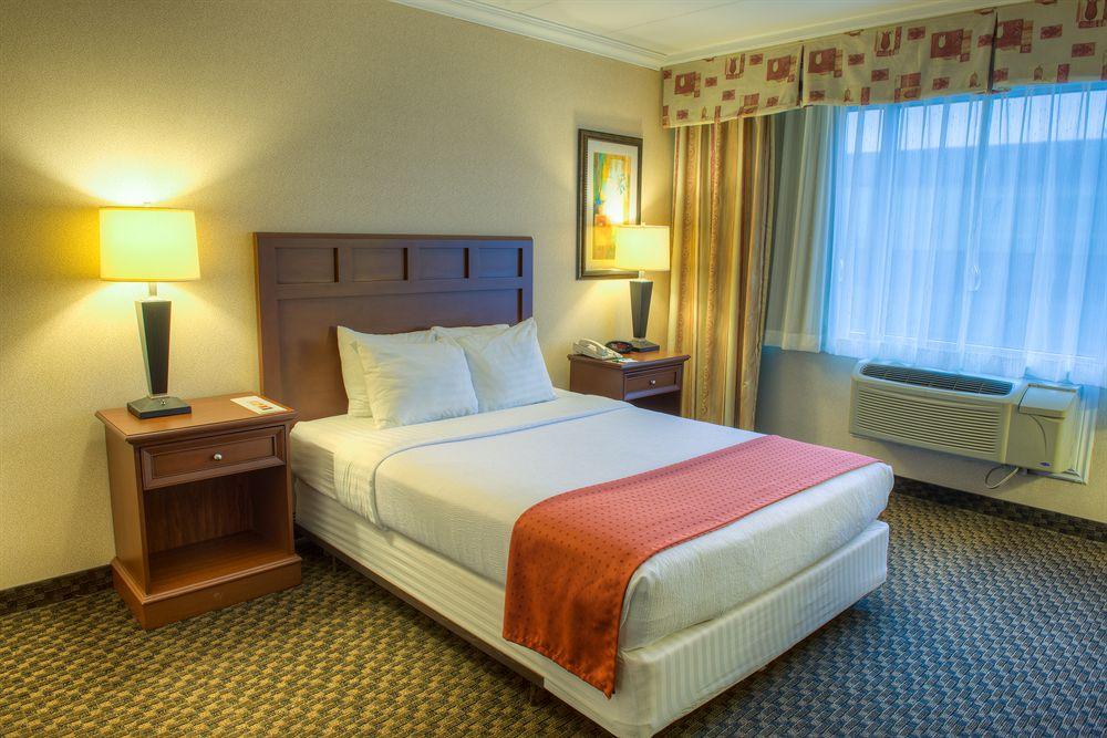 Four Points By Sheraton Windsor Downtown المظهر الخارجي الصورة